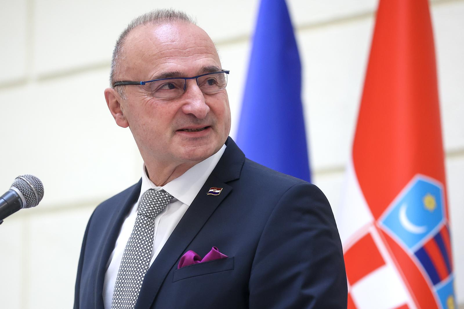 24.11.2023., Sarajevo, Bosna i Hercegovina - Nakon sastanka, predsjedavajuca ministar vanjskih i europskih poslova Republike Hrvatske Gordan Grlic Radman i ministrar vanjskih poslova Bosne i Hercegovine Elmedin Konakovic odrzali su konferenciju za medije. Photo: Armin Durgut/PIXSELL