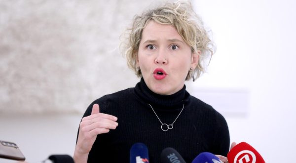27.10.2023., Zagreb - Na konferenciji za medije odrzanoj u Saboru o izjavi ministra Berosa govorila je Ivana Kekin. Photo: Patrik Macek/PIXSELL