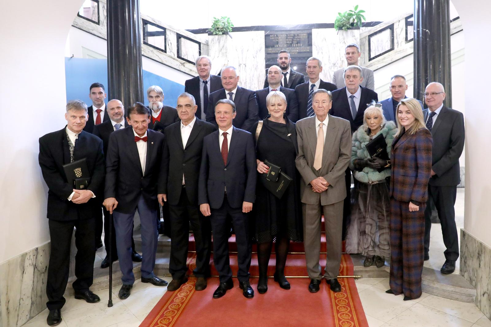 27.11.2023., Zagreb - Predsjednik Hrvatskoga sabora Gordan Jandrokovic sudjelovao je na svecanoj dodjeli nagrada za sport "Franjo Bucar" te je tom prigodom urucio trima laureatima nagrade za zivotno djelo.
 Photo: Patrik Macek/PIXSELL