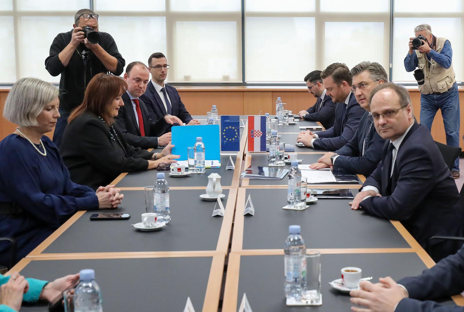 30.11.2023.,Zagreb,NSK - Predsjednik Vlade Andrej Plenkovic sastao  se s potpredsjednicom Europske komisije Dubravkom Suicom.
  Photo: Jurica Galoic/PIXSELL