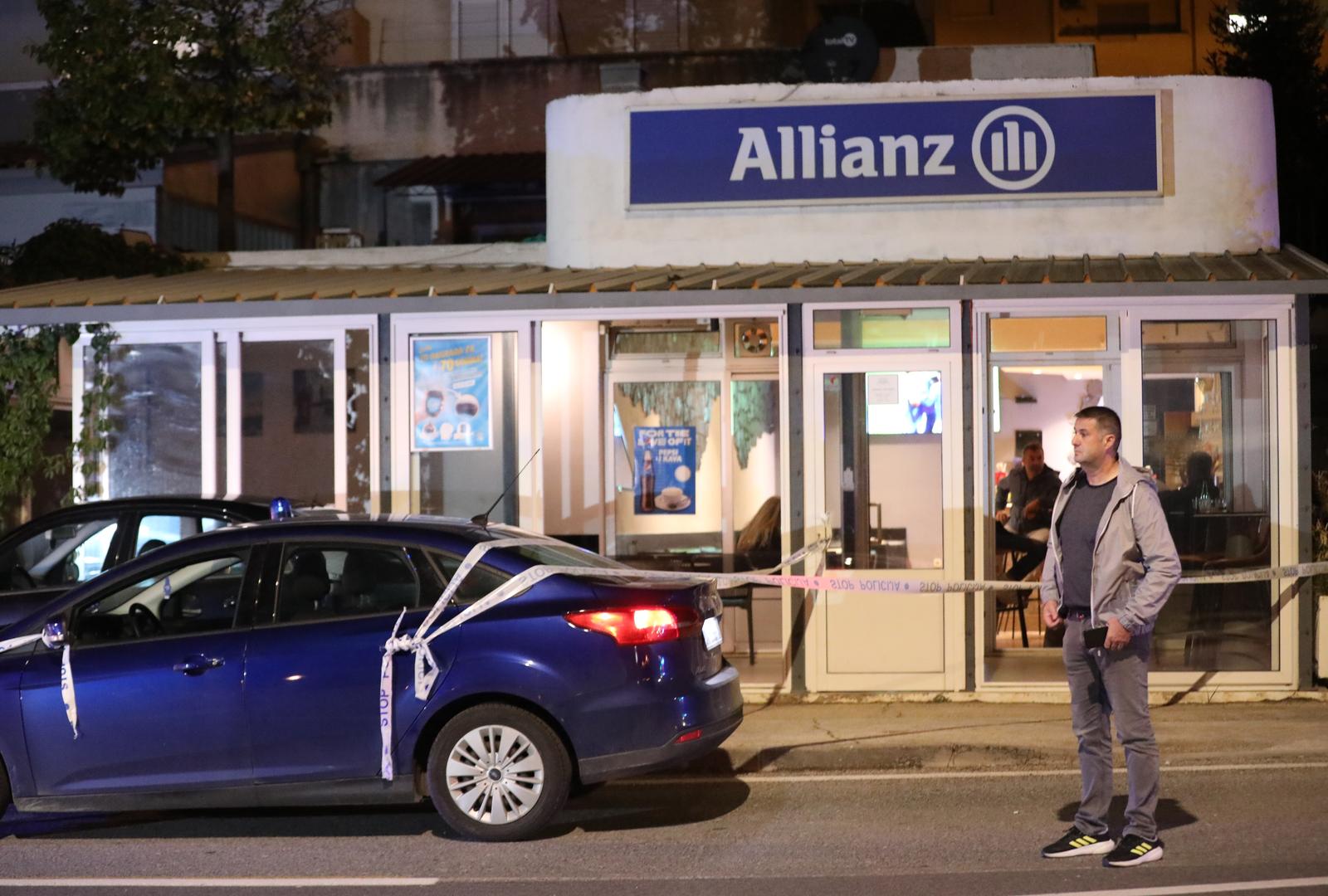 31.10.2023., Solin - Policijski ocevid na mjestu pucnjave ispred ugostiteljskog objekta u Ulici Antuna Gustava Matosa. Photo: Ivo Cagalj/PIXSELL