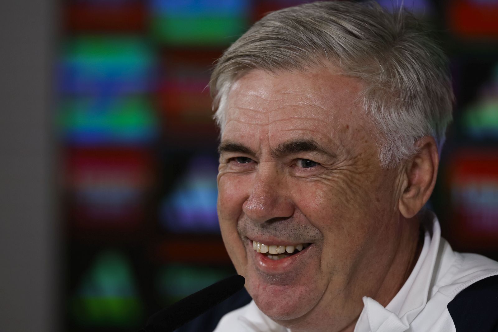 epa11005421 Real Madrid's head coach Carlo Ancelotti gives a press conference following the team's training session at Valdebebas sports center in Madrid, central Spain, 01 December 2023. Real Madrid is to face Granada in a Spanish LaLiga soccer match on 02 December.  EPA/Javier Lizon