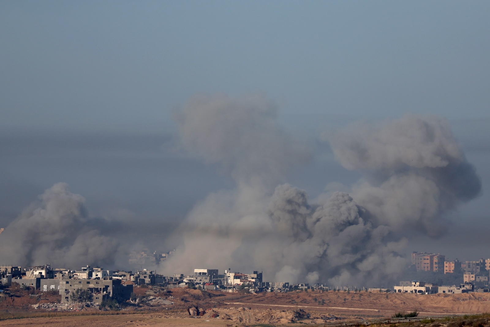 epa11008550 Smoke rises after an explosion on the northern part of the Gaza Strip, as seen from Sderot, southern Israel, 03 December 2023. Israeli Air Force (IAF) fighter jets and helicopters struck targets in the Gaza Strip overnight, the IDF announced on 03 December, adding that over the last day IDF naval troops struck Hamas targets. Israeli forces hit targets in the Gaza Strip after a weeklong truce expired on 01 December. More than 15,000 Palestinians and at least 1,200 Israelis have been killed, according to the Gaza Government media office and the Israel Defense Forces (IDF), since Hamas militants launched an attack against Israel from the Gaza Strip on 07 October, and the Israeli operations in Gaza and the West Bank which followed it.  EPA/ATEF SAFADI