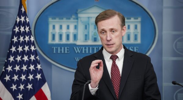 epa11011003 White House National Security Adviser Jake Sullivan speaks during the White House daily press briefing in the James S. Brady Briefing Room at the White House, Washington, DC, USA, 04 December 2023.  EPA/SAMUEL CORUM / POOL
