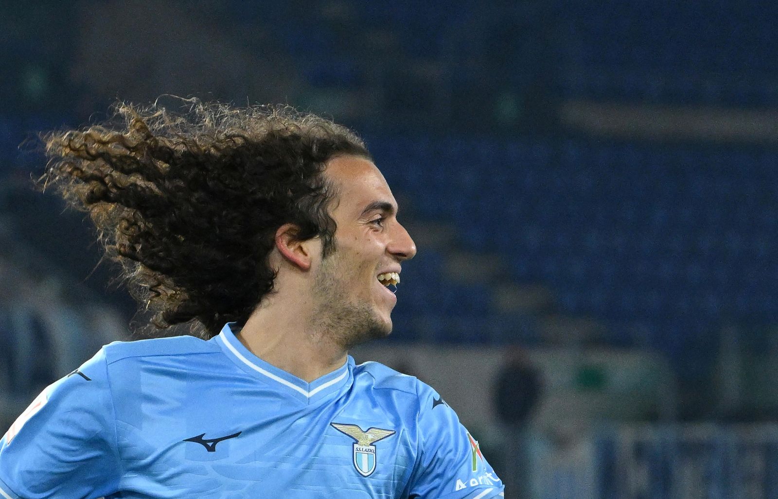 epa11012617 SS Lazio's Matteo Guendouzi celebrates after scoring the 1-0 goal during the Italian Cup round of 16 soccer match between SS Lazio and Genoa CFC at the Olimpico stadium in Rome, Italy, 05 December 2023.  EPA/ETTORE FERRARI