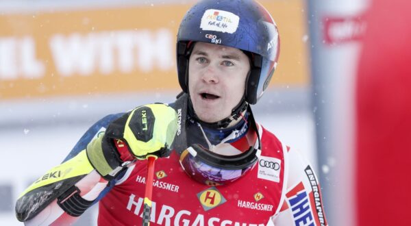 epa11018910 Filip Zubcic of Croatia in the finish area of the second run of the Men's Giant Slalom race of the FIS Alpine Skiing World Cup in Val d'Isere, France, 09 December 2023.  EPA/Guillaume Horcajuelo