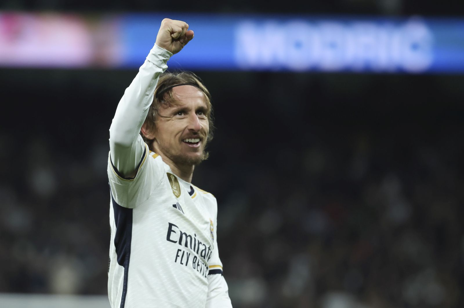 epa11035156 Real Madrid's Luka Modric celebrates after scoring the 4-1 goal during the Spanish LaLiga soccer match between Real Madrid and Villarreal CF, in Madrid, Spain, 17 December 2023.  EPA/Kiko Huesca