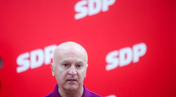 01.07.2023., Zagreb - U sredisnjici SDP-a na Trgu Drage Iblera odrzana je tematska sjednica Glavnog odbora Foruma zena SDP-a i okrugli stol u povodu 10 godina clanstva Republike Hrvatske u Europskoj uniji, pod naslovom "Rodna ravnopravnost - sto smo postigli u proteklih 10 godina?". Predrag Matic Photo: Slavko Midzor/PIXSELL