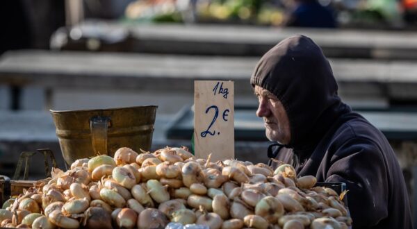 01.02.2023., Split - Jutro na Splitskoj Trznici.

 Photo: Zvonimir Barisin/PIXSELL