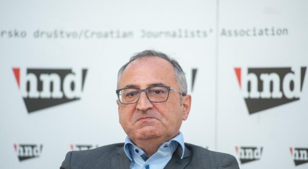 5.8.2023., Zagreb - Javna tribina HND-a "Kakva je buducnost HRT-a?" na kojoj su sudjelovali ministrica kulture i medija Nina Obuljen Korzinek, glavni ravnatelj HRT-a Robert Sveb, predsjednik Vijeca za elektronicke medije Josip Popovac i saborski zastupnik Goran Ivanovic. Sudionici su govorili o polozaju HRT-a u hrvatskome medijskom prostoru te o postovanju obveza predlozenih u Europskom aktu o slobodi medija, neovisnosti upravljackih tijela i osiguravanju uvjeta za razvoj profesionalnoga i kvalitetnog novinarstva na javnome medijskom servisu. Photo: Neva Zganec/PIXSELL
