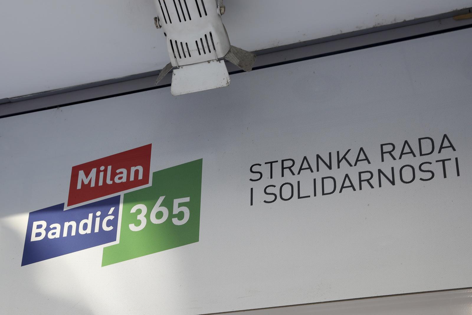 03.10.2023., Zagreb - Odavno prazni prostori u Praskoj ulici Stranke rada i solidarnosti Bandic Milan 365 koja je u stecaju.  Prijedlog za otvaranje stecaja postao je nedavno i javno dostupan. Prema tim podacima stranka ima imovinu vrijednu 96.146,53 eura, a obveze iznose 355.327,40 eura. Photo: Patrik Macek/PIXSELL