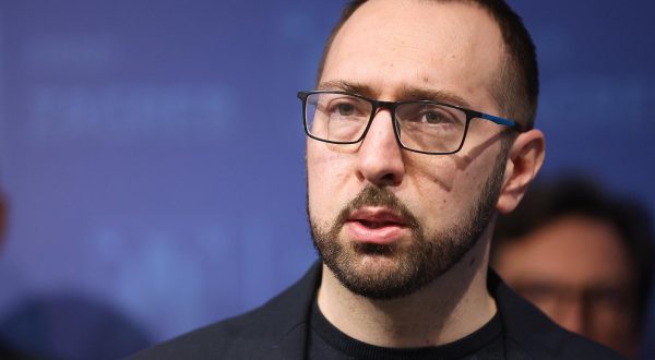 04.12.2023., Zagreb - Gradonacelnik Zagreba Tomislav Tomasevic na konferenciji za medije u Gradskoj upravi na Trgu Stjepana Radica na temu odrona na Jakusevcu. Photo: Goran Stanzl/PIXSELL