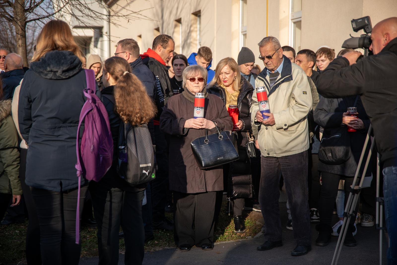 05.12.2023., Osijek - Polozeni vijenci na spomen obiljezju poginulima u sumi Rosinjaca.  Photo: Borna Jaksic/PIXSELL