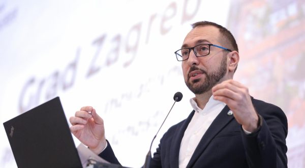 05.12.2023., Zagreb - U hotelu Hilton Garden Inn odrzan je radni rucak s gradonacelnikom Grada Zagreba, Tomislavom Tomasevicem, u organizaciji HUP-a, Udruge malih i srednjih poduzetnika. Photo: Tomislav Miletic/PIXSELL