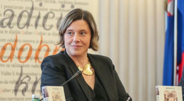 06.07.2023., Zagreb - Predstavljanje knjige Kraljica: Zivota ima i izvan politike 
Jadranke Kosor. Ivana Dragicevic. Photo: Matija Habljak/PIXSELL