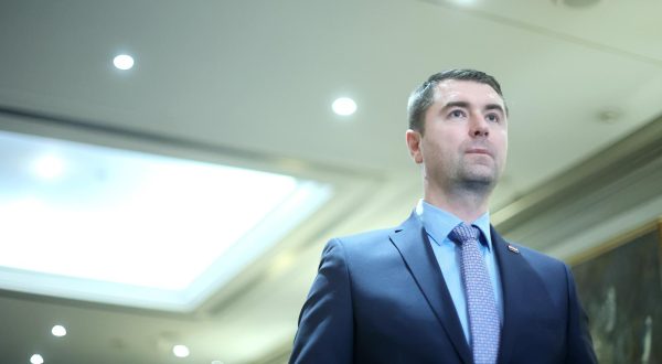 06.12.2023., Zagreb - Konferencija "Zelena energija - Put prema hrvatskoj energetskoj neovisnosti" u hotelu Sheraton. Ministar gospodarstva i odrzivog razvoja Davor Filipovic dao je izjavu medijima. Photo: Sanjin Strukic/PIXSELL