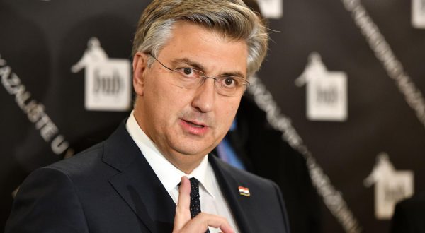 06.12.2023., Varazdin- Premijer Andrej Plenkovic prisustvovao Svecanoj sjednici Grada Varazdina i dao izjavu za medije. Photo: Vjeran Zganec Rogulja/PIXSELL
