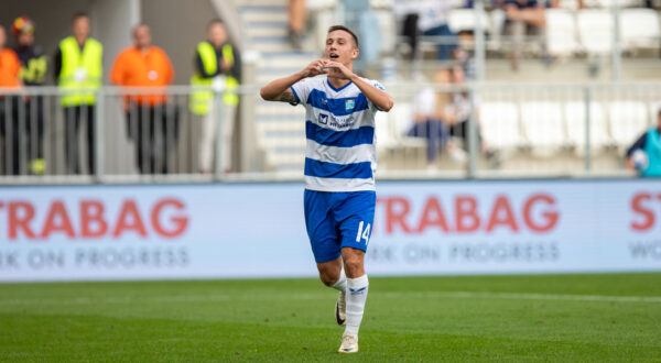 07.10.2023., stadion Gradski vrt, Osijek - SuperSport HNL, 11. kolo, NK Osijek - NK Rudes. Ivan Fiolic slavi postignuti pogodak za vodstvo 2:0. Photo: Borna jaksic/PIXSELL