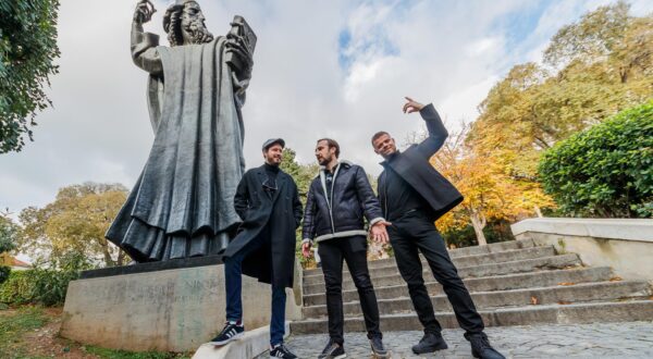 06.12.2023., Split, Glumci splitskog HNK Marjana Banica Nejasmica, Bojana Brajcica i Petra Salecica koji ce glumit u predstavi “Cabaret” Momcila Popadica. Photo: Zvonimir Barisin/PIXSELL