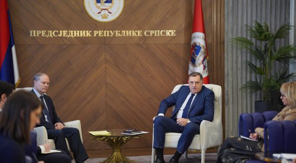07.12.2023., Palata Republike, Banja Luka (BiH) - Predsjednik Republike Srpske Milorad Dodik razgovarao je sa specijalnim izaslanikom Francuske za Zapadni Balkan Reneom Trokazom (Rene Troccaz). Trokaz je na ovu duznost stupio prije mjesec dana.   Photo: Dejan Rakita/PIXSELL