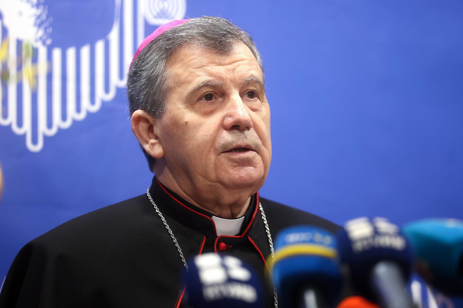 08.04.2023., Sarajevo, Bosna i Hercegovina - Uskrsnja poruka i konferencija za medije nadbiskupa metropolita vrhbosanskog i apostolskog upravitelja Vojnog ordinarijata u BiH mons. Tome Vuksica. Photo: Armin Durgut/PIXSELL