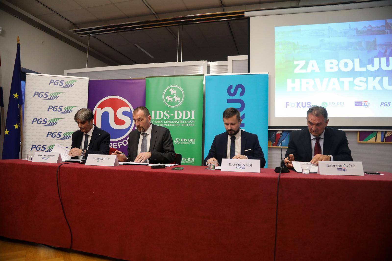 09.12.2023., Samobor - Stranke Fokus, Istarski demokratski sabor (IDS-DDI), Narodna stranka-reformisti i Primorsko-goranski savez potpisali su koalicijski sporazum. Darijo Vasilic, Dalibor Paus, Davor Nadji, Radomir Cacic Photo: Zeljko Hladika/PIXSELL