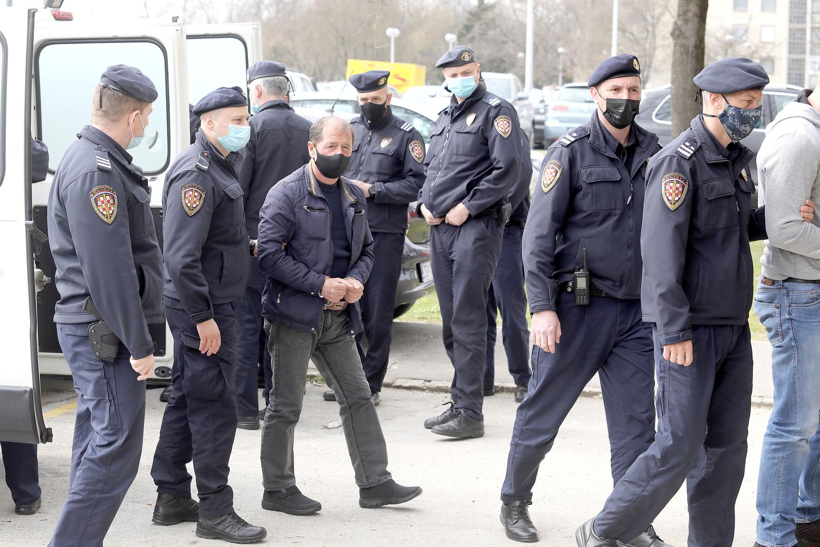 11.03.2021., Zagreb - Dolazak sudionika sjednice Optuznog vijece Zupanijskog suda u akciji Tebra za krijumcarenje tone marihuane, paleze vozila i premlacivanja koja se odrzava u Kockici. Djordje Vuleticr"nPhoto: Patrik Macek/PIXSELL