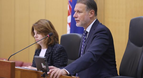 14.12.2023., Zagreb - Sabor 19. sjednicu nastavlja izjasnjavanjem o podnesenim amandmanima te raspravom o izmjenama zakona o morskom ribarstvu i prijedlogu zakona o ispitivanju porijekla imovine.
 Photo: Patrik Macek/PIXSELL