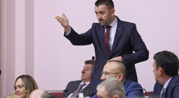 15.12.2023., Zagreb - Zastupnici su glasovanjem zavrsili 19. sjednicu, ali ih, prema najavama, iduci tjedan ocekuje izvanredna sjednica na kojoj ce biti izabran novi ministar gospodarstva.
 Photo: Patrik Macek/PIXSELL