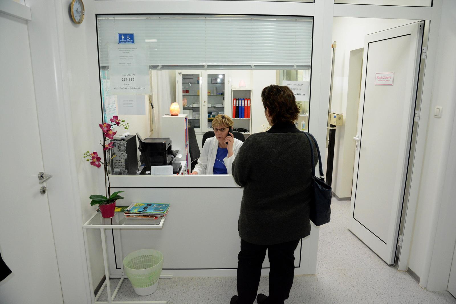 Bjelovar: Dvije ginekološke ambulante dobile suvremene ultrazvuke vrijedne 400.000 kuna  18.03.2019., Bjelovar - Ginekoloske ambulante Brune Zadre i Alena Selovica opremljene su novim modernim ginekoloskim ultrazvucima putem europskog projekta 'Za zdravlje Bjelovarsko-bilogorske zupanije', a uredjaji su vrijedni 400.000 kuna. Spomenute ambulante žobisao je zpan Damir Bajs. rPhoto:Damir Spehar/PIXSELL