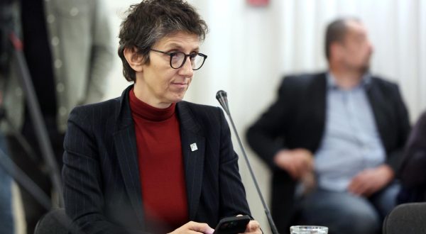 18.10.2023., Zagreb - Novinarski dom. Udruga Gong predstavila je analizu docentice Ive Nenadic "Modeli financiranja novinarstva u digitalnom dobu". Na predstavljanju su govorili Iva Nenadic (Fakultet politickih znanosti u Zagrebu), Jasna Vanicek-Fila (Ministarstvo kulture i medija), Josip Popovac (Agencija za elektronicke medije), Maja Sever (Sindikat novinara Hrvatske), Melisa Skender (Hrvatsko novinarsko društvo), Dario Spelic (Hrvatska radiotelevizija), Tomislav Wruss (Hanza Media), Marko Matijevic (Srednja.hr/Mirovina.hr/Baustela.hr) i Oriana Ivkovic Novokmet (Gong). Photo: Sanjin Strukic/PIXSELL