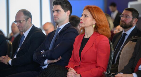 18.12.2023., Zagreb - Konferencija "Desetljece zasluzenih prilika i izazovi koji dolaze" u organizaciji Ureda Europskog parlamenta u Hrvatskoj odrzano je u Hotelu Westin. Karlo Ressler, Senada Selo Sabic. Photo: Davor Puklavec/PIXSELL