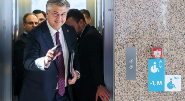 18.12.2023., Zagreb - Predsjednik Vlade RH Andrej Plenkovic na odlasku sa sjednice Gospodarsko socijalnog vijeca. Photo: Igor Kralj/PIXSELL