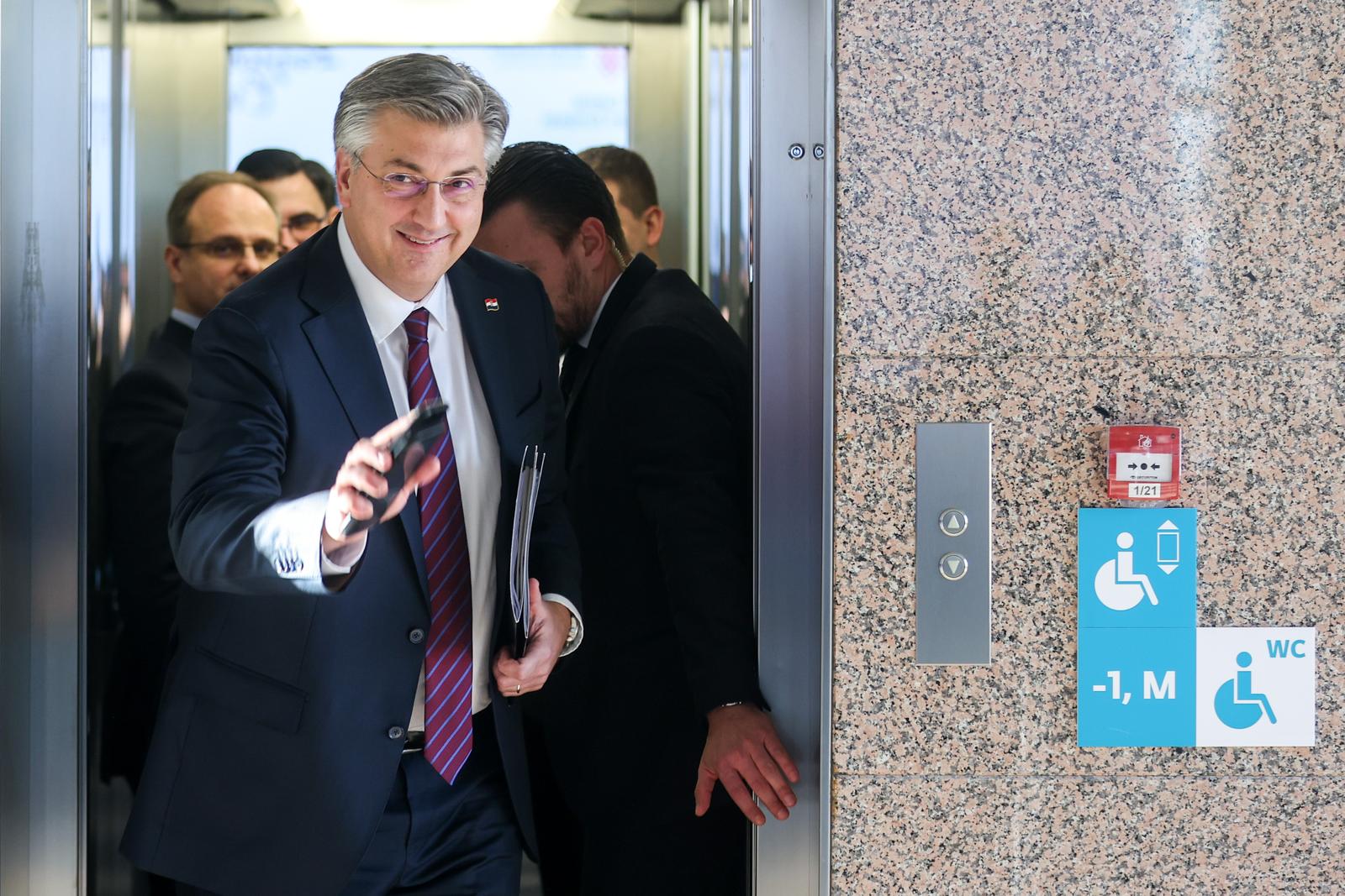 18.12.2023., Zagreb - Predsjednik Vlade RH Andrej Plenkovic na odlasku sa sjednice Gospodarsko socijalnog vijeca. Photo: Igor Kralj/PIXSELL