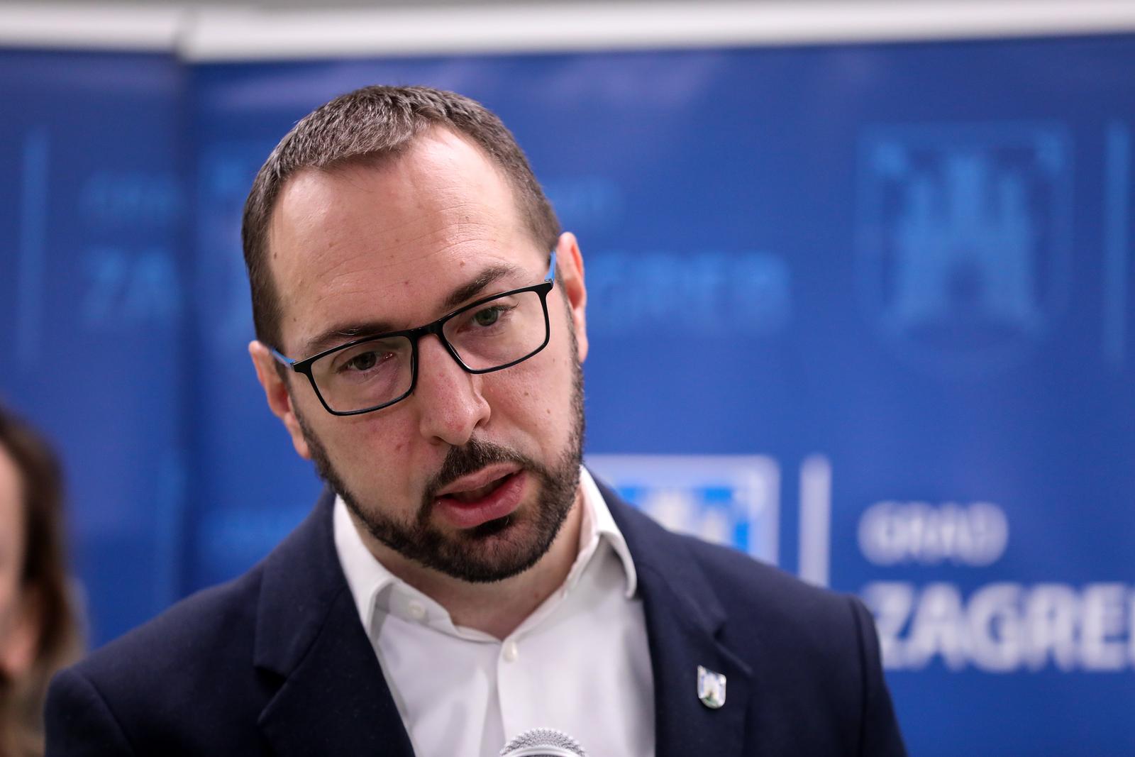 19.12.2023.,Zagreb - Gradonacelnik Grada Zagreba Tomislav Tomasevic i njegova zamjenica Danijela Dolenec odrzali su redovnu konferenciju za medije u prostorima Zicera Photo: Zeljko Hladika/PIXSELL