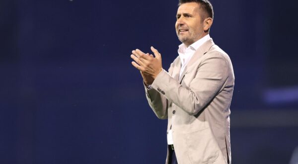 20.08.2022., stadion Maksimir, Zagreb - SuperSport HNL, 06. kolo, GNK Dinamo - NK Osijek. Trener NK Osijeka Nenad Bjelica.  Photo: Luka Stanzl/PIXSELL