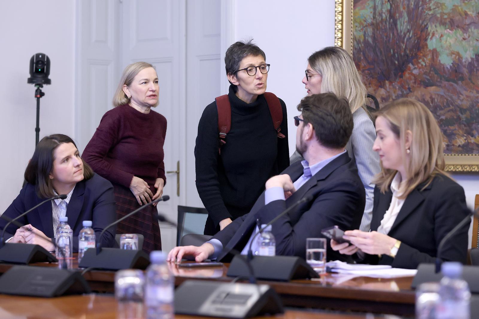 20.12.2023., Zagreb - U Saboru je pocela sjednica Odbora za informiranje, informatizaciju i medije na kojoj se raspravlja o izvjescu o oglasavanju usluga i aktivnosti javnih i drzavnih tijela te drzavnih tvrtki u medijskom prostoru za 2022. i 2023. godinu.
 Photo: Patrik Macek/PIXSELL