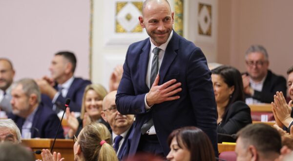 20.12.2023., Zagreb - 20. izvanredna sjednica Hrvatskoga sabora na kojoj ce se izglasati povjerenje Ministru gospodarstva i odrzivog razvoja Damiru Habijanu. Photo: Luka stanzl/PIXSELL