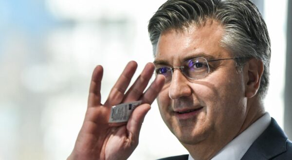 22.12.2023., Zagreb -  Predsjednik Vlade Andrej Plenkovic predsjedao je na 8. sjednici Vijeca za demografsku revitalizaciju Republike Hrvatske. Izjave nakon Vijeca. Andrej Plenkovic. Photo: Josip Regovic/PIXSELL
