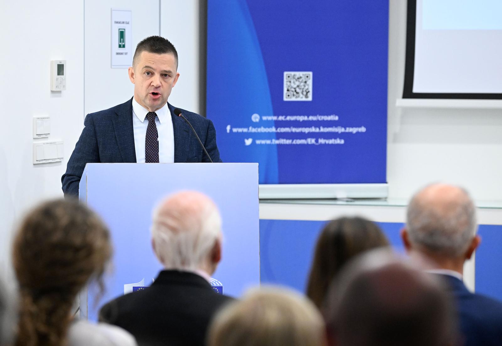 23.05.2023., Zagreb - Predsjednik Republike Zoran Milanovic sudjelovao je na konferenciji povodom obiljezavanja 10 godina clanstva Republike Hrvatske u Europskoj uniji. Tvrtko Jakovina Photo: Marko Lukunic/PIXSELL
