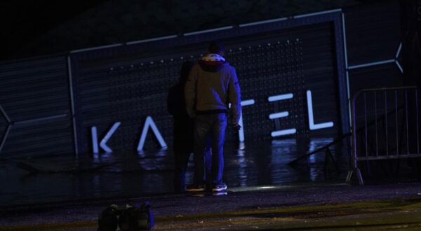 24, December, 2023, Belgrade - The Kartel raft, located next to the Belgrade Fair, sank.Photo: Antonio Ahel/ATAImages

24, decembar, 2023, Beograd - Splav Kartel smesten pored Beogradskog sajma je potonu. Photo: Antonio Ahel/ATAImages Photo: Antonio Ahel/ATA Images/PIXSELL