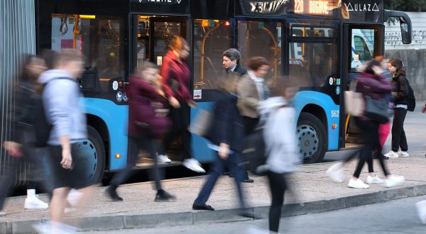 26.10.2023., Zagreb - Ivica Lovric, nezavisni vijecnik u Gradskoj skupstini izjavio je prije nekoliko dana da predstavnici ZET-a intezivno po Njemackoj traze rabljene autobuse nabavom kojih bi pokrpali rupe u voznom redu. Sve vise se govori i da je stanje autobusnog voznog parka izuzetno lose i da zbog kvarova cesto dolazi do otkazivanja polazaka i kasnjenja na linijama.   Photo: Patrik Macek/PIXSELL