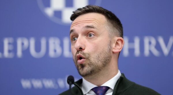 27.12.2023.,Zagreb - Izjavu za medije dao je ministar Marin Piletic u Banskim dvorima nastavno na press Grbina Photo: Jurica Galoic/PIXSELL