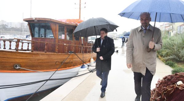 28.11.2023., Sibenik - Potpredsjednik Vlade Oleg Butkovic obisao je gradiliste luke otvorene za javni promet Sibenik uvala Vrnaza. Photo: Hrvoje Jelavic/PIXSELL