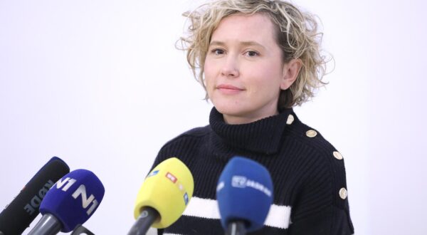 28.11.2023., Zagreb - Na konferenciji za medije odrzanoj u Saboru o aktualnim temama govorila je Ivana Kekin.
 Photo: Patrik Macek/PIXSELL
