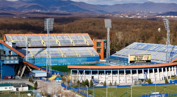 26.12.2020., Zagreb - Panorama Zagreba sa nebodera na okretistu Borongaj. Dinamov stadion. rPhoto: Tomislav Miletic/PIXSELL
