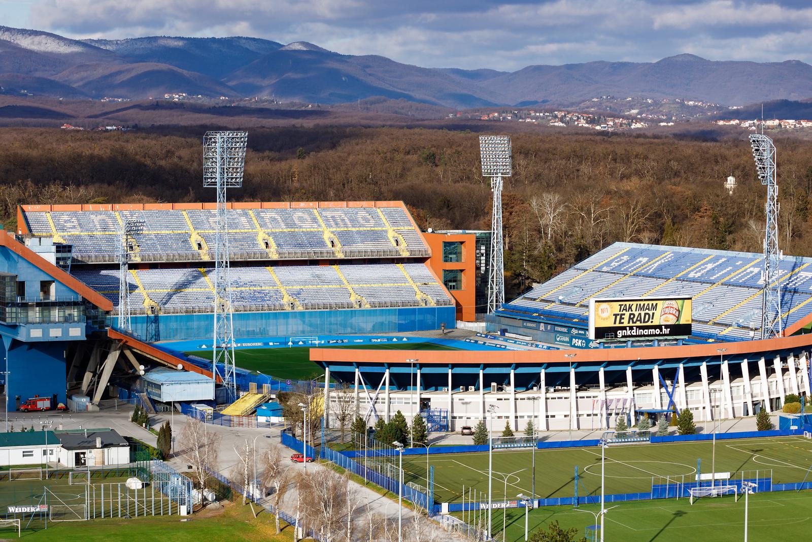 26.12.2020., Zagreb - Panorama Zagreba sa nebodera na okretistu Borongaj. Dinamov stadion. rPhoto: Tomislav Miletic/PIXSELL