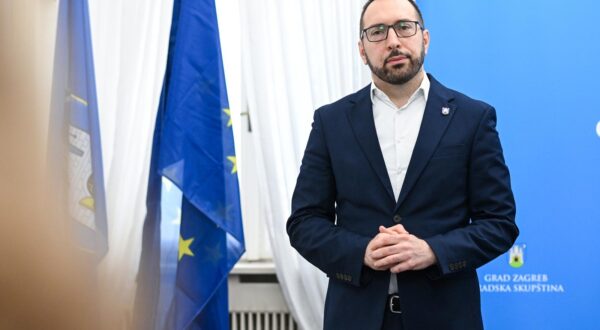 28.12.2023., Zagreb - Konferencija za medije zagrebackog gradonacelnika Tomislava Tomasevica i predsjednika zagrebacke Gradske skupstine Joska Klisovica na temu "Osvrt na 2023. i planovi za 2024. godinu". Photo: Neva Zganec/PIXSELL