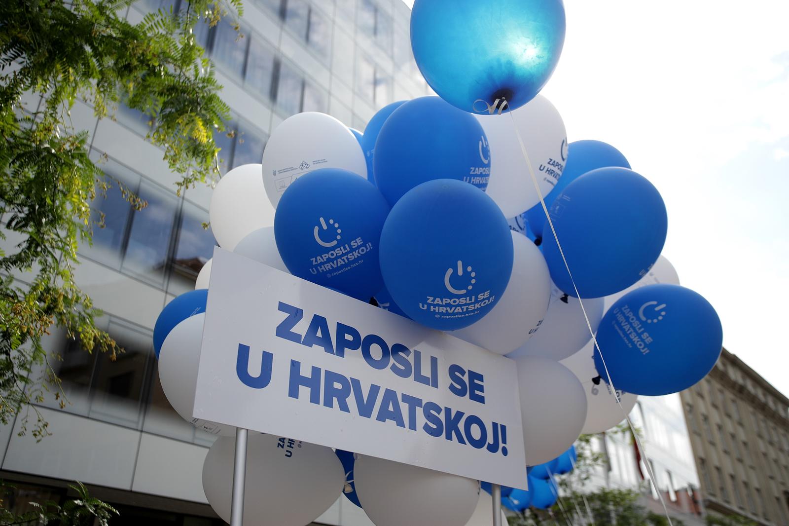 29.05.2018., Zagreb - Na Europskom trgu, Ministarstvo rada i mirovinskog sustava i Hrvatski zavod za zaposljavanje predstavili su akciju "Zaposli se u Hrvatskoj". Akcija je pokrenuta kako be se snaznije potaknulo zaposljavanje domace radne snage u Hrvatskoj, a odvija se na 45 lokacija diljem zemlje. Photo: Zarko Basic/PIXSELL
