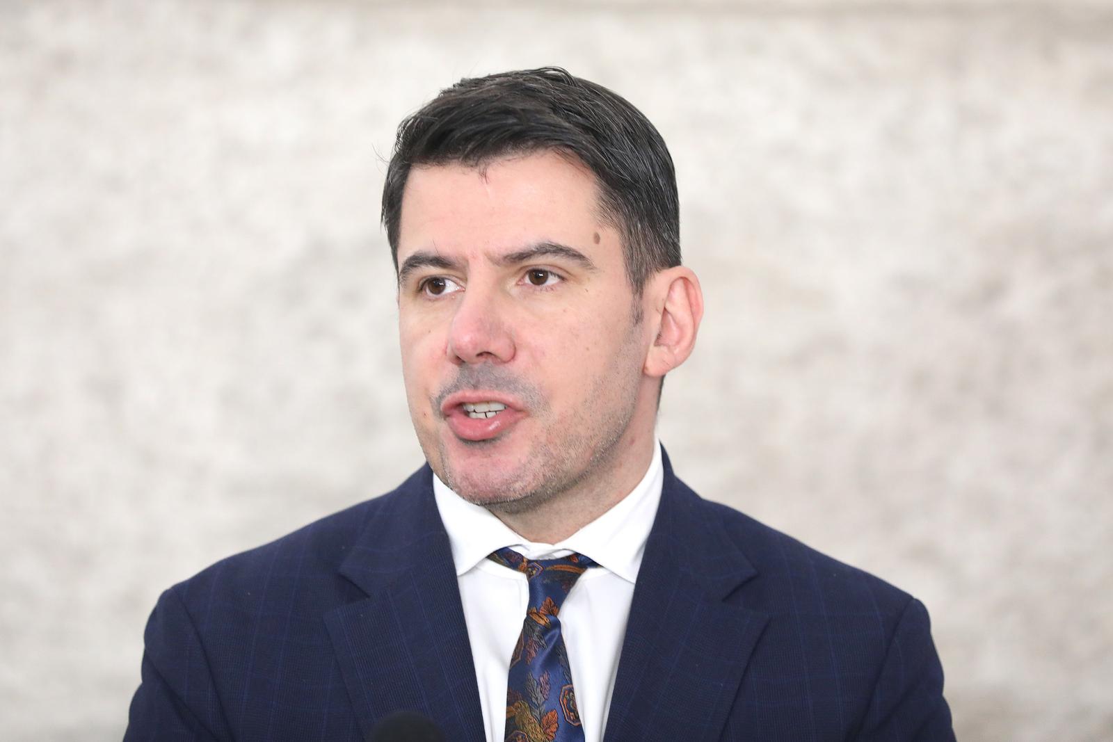 30.11.2023., Zagreb - Na konferenciji za medije odrzanoj u Saboru o preuzimanju Fortenove i drugim  aktualnim temama unutarnje politike govorio je Nikola Grmoja.
 Photo: Patrik Macek/PIXSELL
